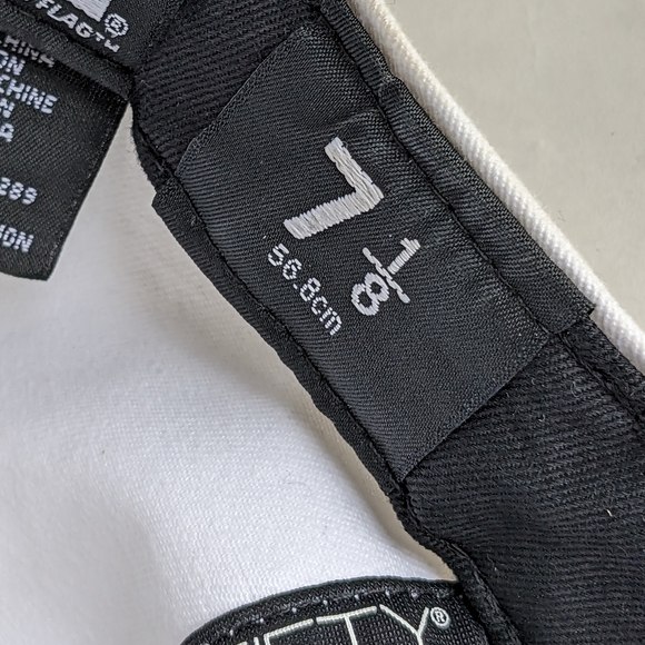 New Era Official MLB New York Yankees 59Fifty Fitted Hat Snapback 7 1/8 WHITE - Picture 10 of 10